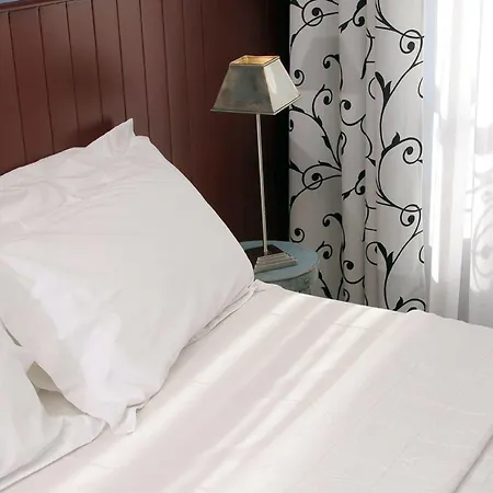 Monte-carlo Hotel