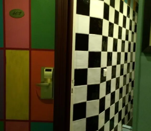 Monte-carlo 2* Paris