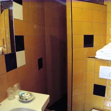 Monte-carlo מלון