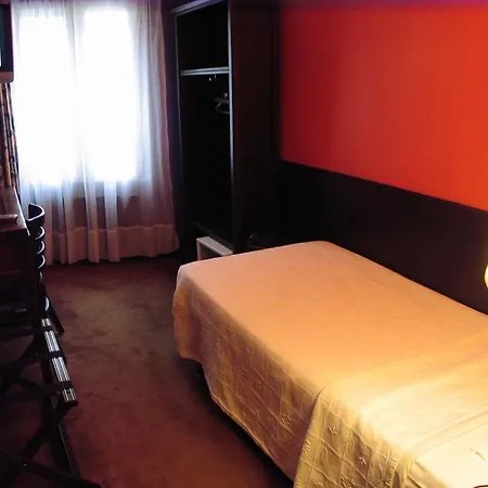 מלון Monte-carlo