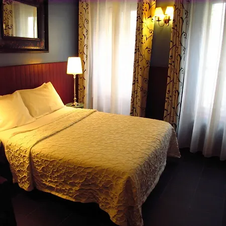 Monte-carlo 2* פריז