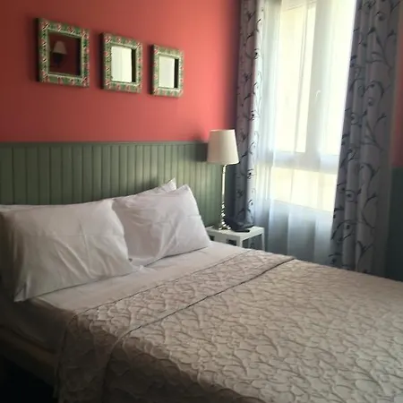 Monte-carlo 2* פריז